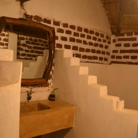 Pumba Safari Cottages Busonga Exterior photo