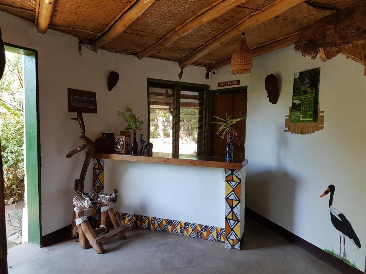 Pumba Safari * Busonga